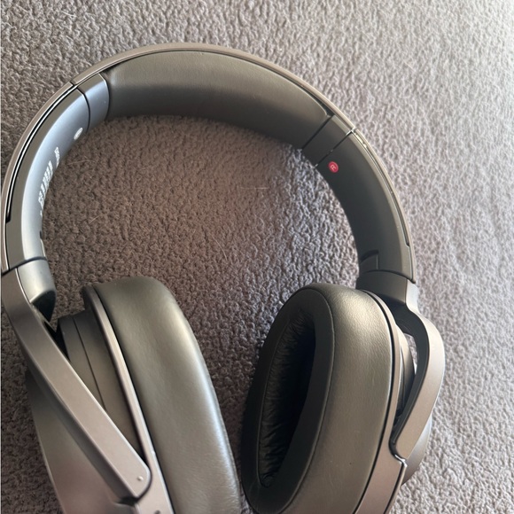 Sony WHH900N - Picture 4 of 9